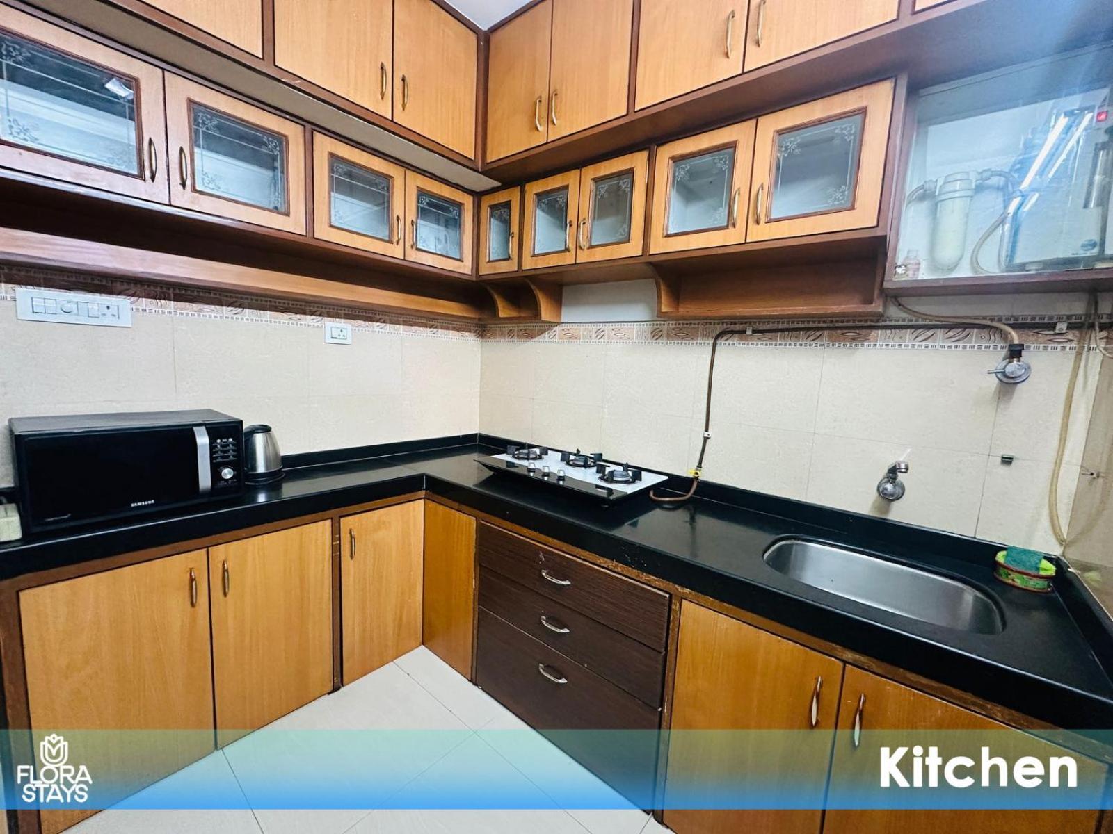 2 Bedroom Service Near Lnt Business Park Powai Bombaj